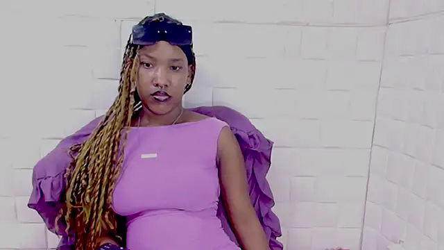 EroticSexyPrada webcam