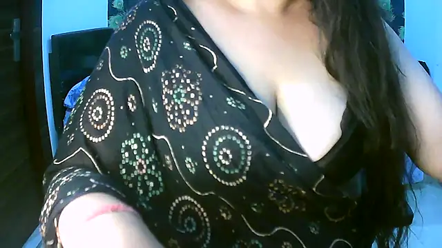 Yoursnandini8 webcam