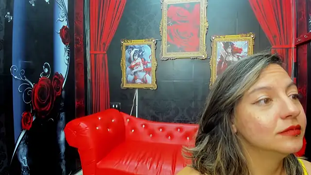 ArianaSommers webcam