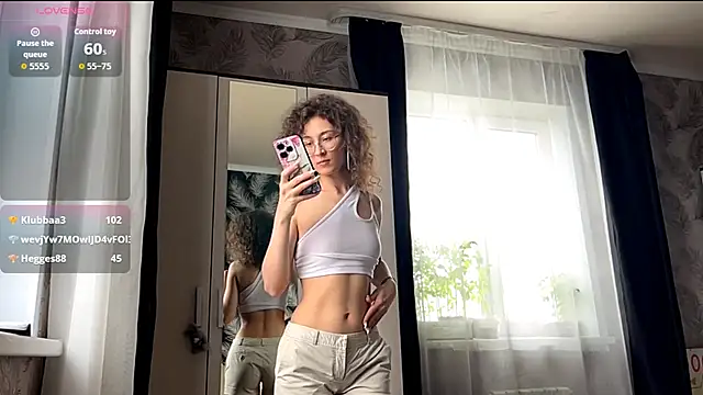 IsauraCorless webcam