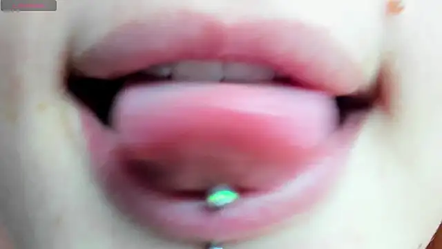 Sweet_white_chocolate webcam