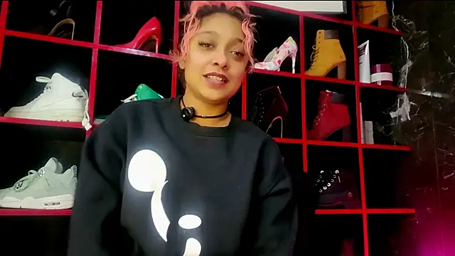 Indianbrownie live sex cam