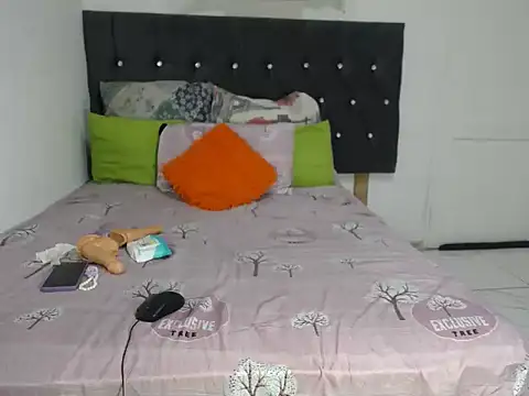 BootySoYummyX webcam