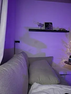 condes_carmen (F young) - fingers in my delicious pussy