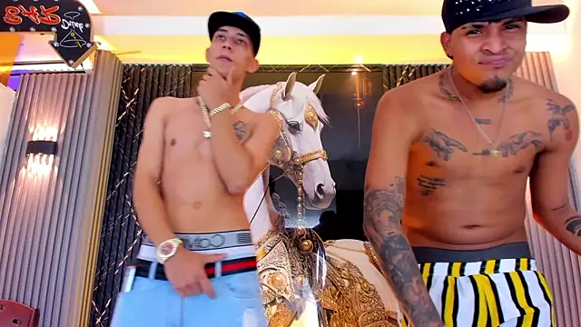 the_knights_of_the_night_ webcam