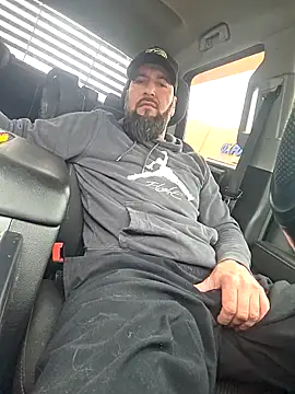 Beardedtattood webcam