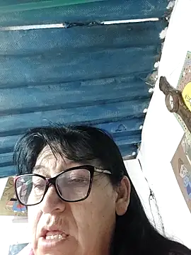 clarita_01 - Clarita_01's free webcam - UK Sex Cams