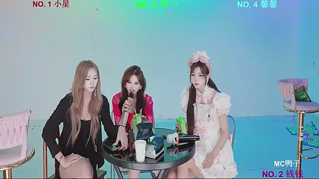 美女ZZ000S33在线直播