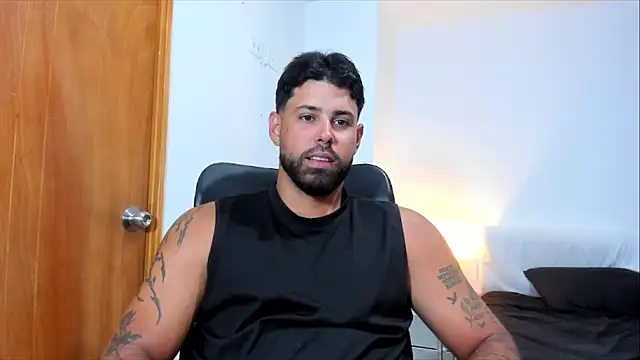 Justyn_Torres webcam