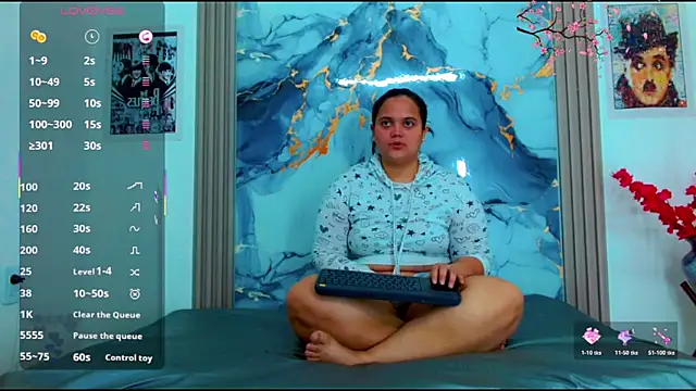 brunnette_hot webcam