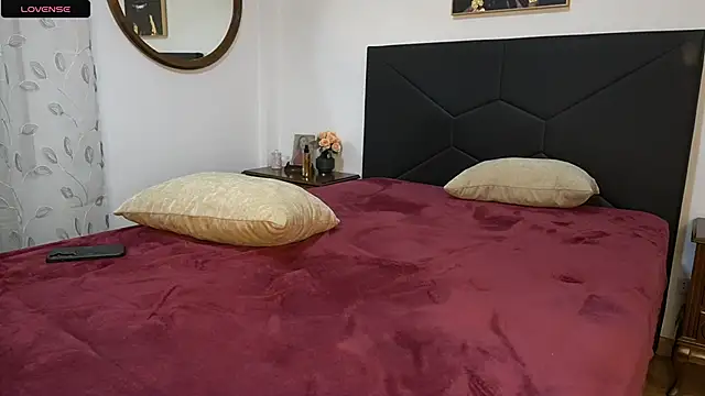 adellle Stripchat cam model