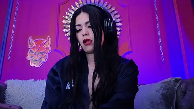 Julieta_Russell webcam