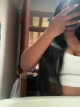 emmyjhonson07 webcam