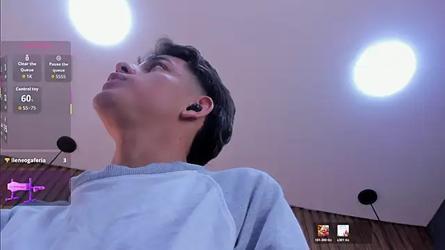 owen__johnson webcam