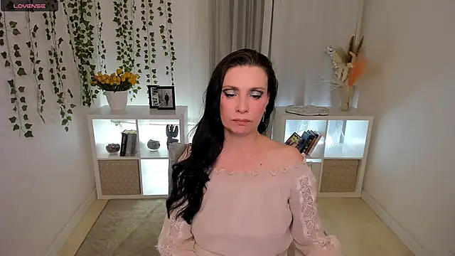 Evanessa_Johns webcam