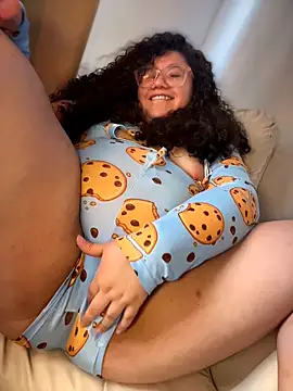 CurlyMilf_Vannexxxa webcam