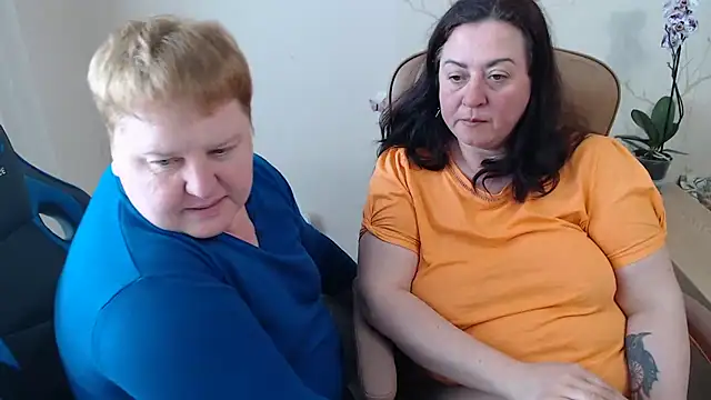 Lindy-Jeanie webcam