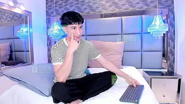 Taylor_Brooks webcam