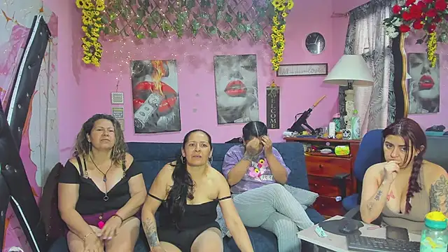 lesbiancuple webcam