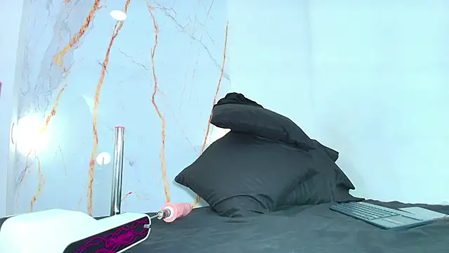 Karla_hilton1 webcam