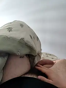 Feasting_Sparkle webcam