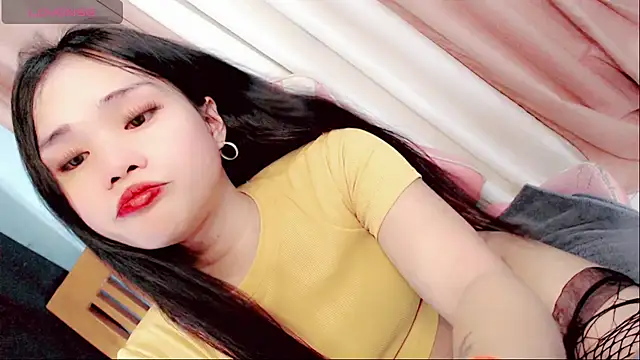 Amomentoflust99 webcam