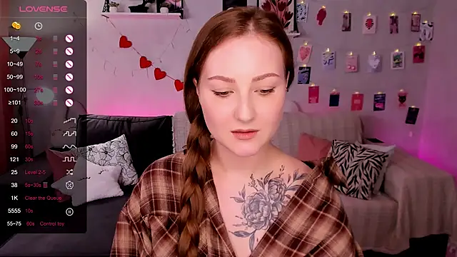 velvet_cherry_ webcam