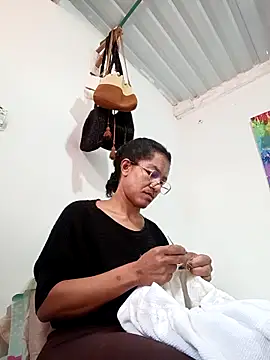 Bigassmommy_x webcam