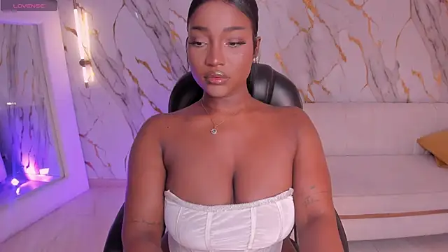 SavannahStorm webcam