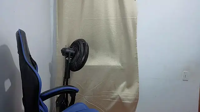 catalina_boobs webcam