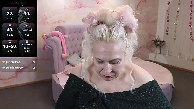 Penelope_Pinky webcam