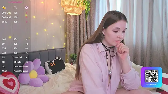 ConstanceHelms webcam