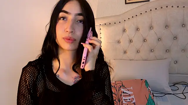 natasha_moreno webcam