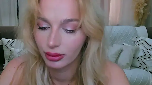 blonde__flirt webcam