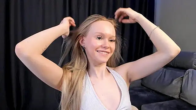 MadieTrajillo webcam