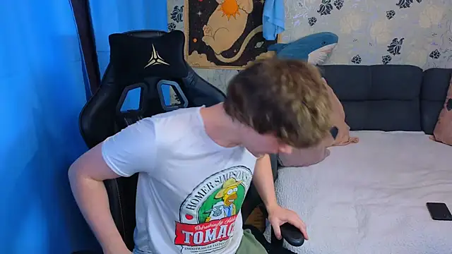 lakmsrrrmrrr - Lakmsrrrmrrr's free webcam - UK Sex Cams