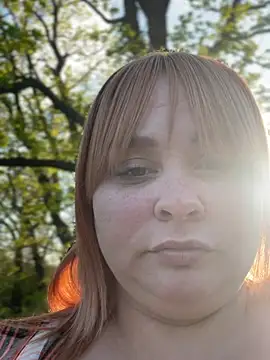 online nude chatroom SweetCuteGirls1023