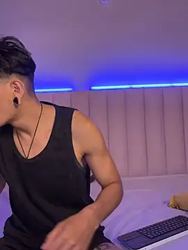 abrilandjulian webcam