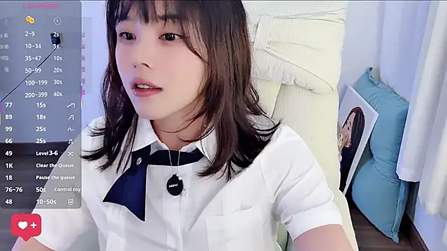 美女peachy_kiss在线直播