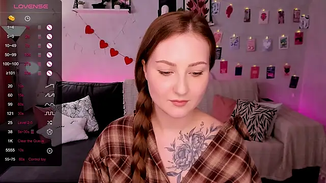 velvet_cherry_ webcam