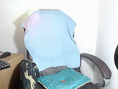 SexyboyHot2000 webcam