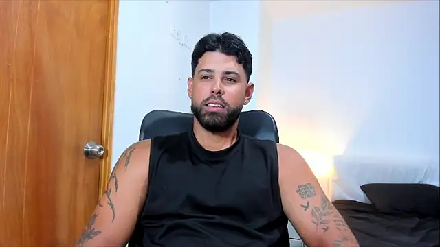 Justyn_Torres webcam