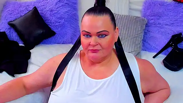 MilanaBiegert webcam