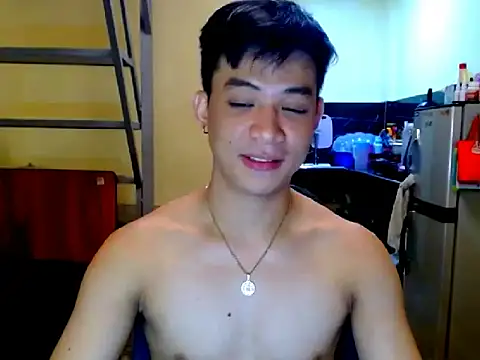 AsianCUMQUICKLY webcam