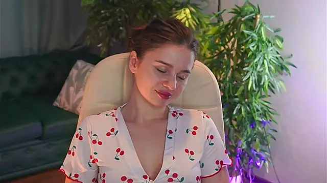 Olivia_Farrell webcam