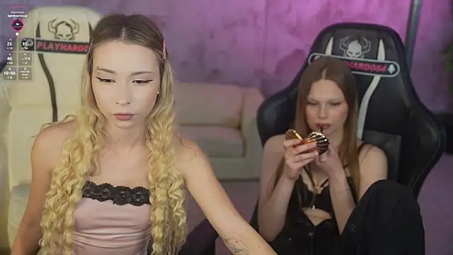 Charlotte_Dreams webcam