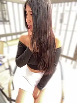 StrawberryPink_ webcam