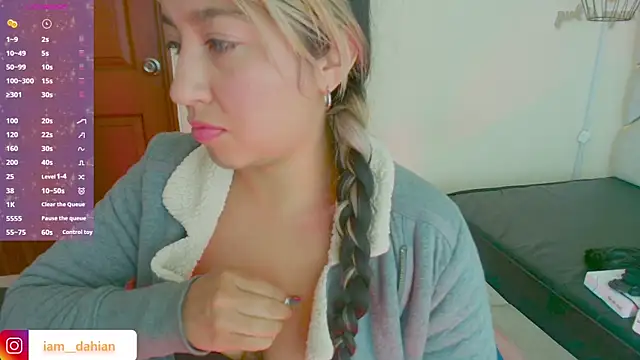 Dahiana_Dmour_ webcam