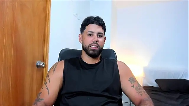 Justyn_Torres webcam