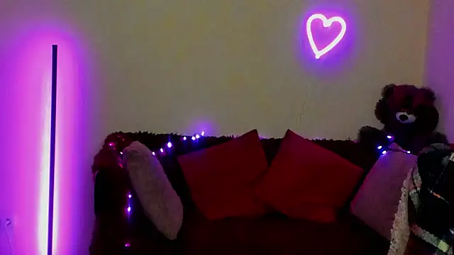 Alicia_love00 webcam